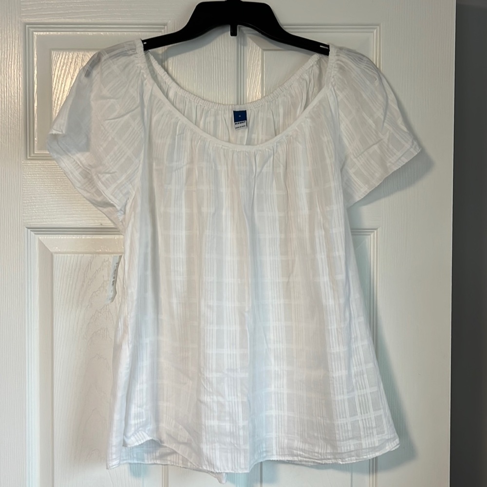 White Old Navy T-Shirt Blouse